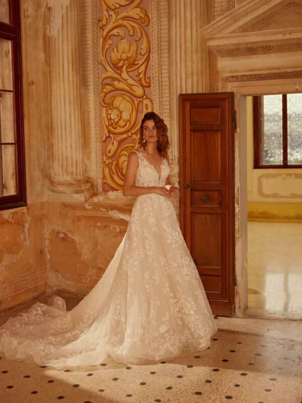 robe de mariee demetrios 1265 1